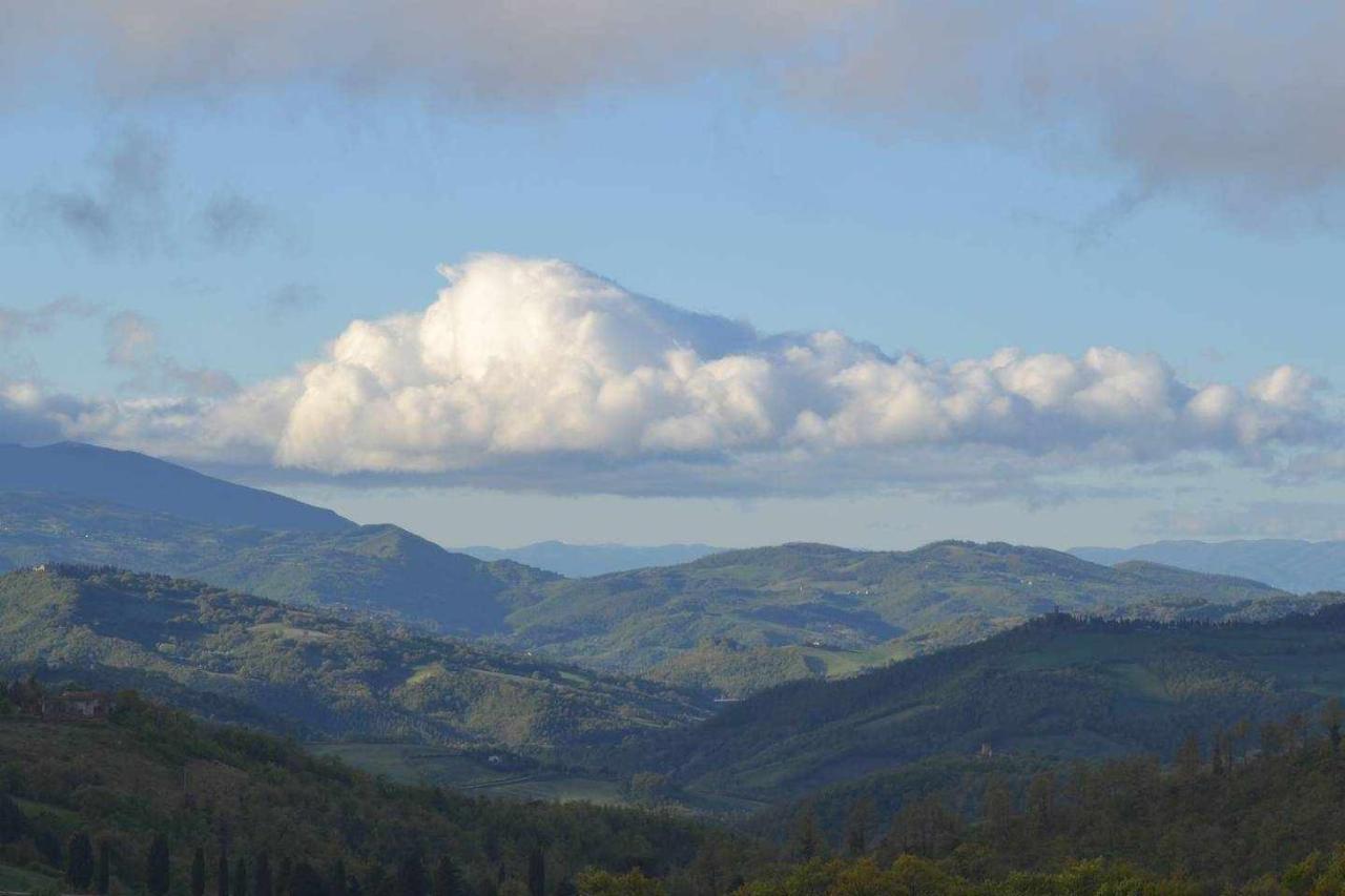 グッビオ Agriturismo Montesalceヴィラ エクステリア 写真